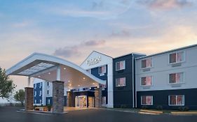 Fairfield Inn By Marriott Kansas City Airport 3*